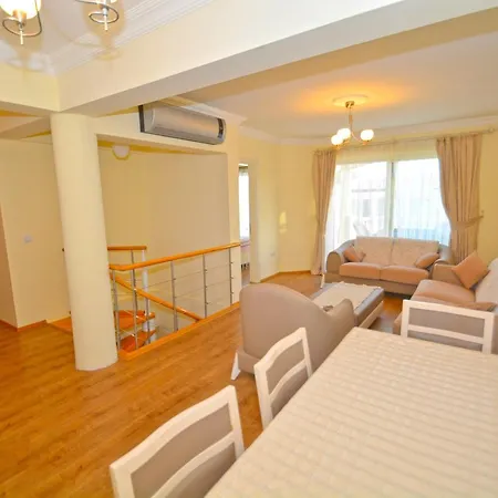 Bodrum Flamingo 4 Bed 4 Bath Duplex Holiday With Seaview Миляс