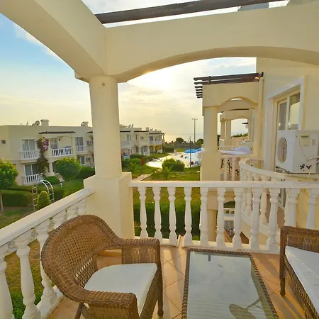 Bodrum Flamingo 4 Bed 4 Bath Duplex Holiday With Seaview *